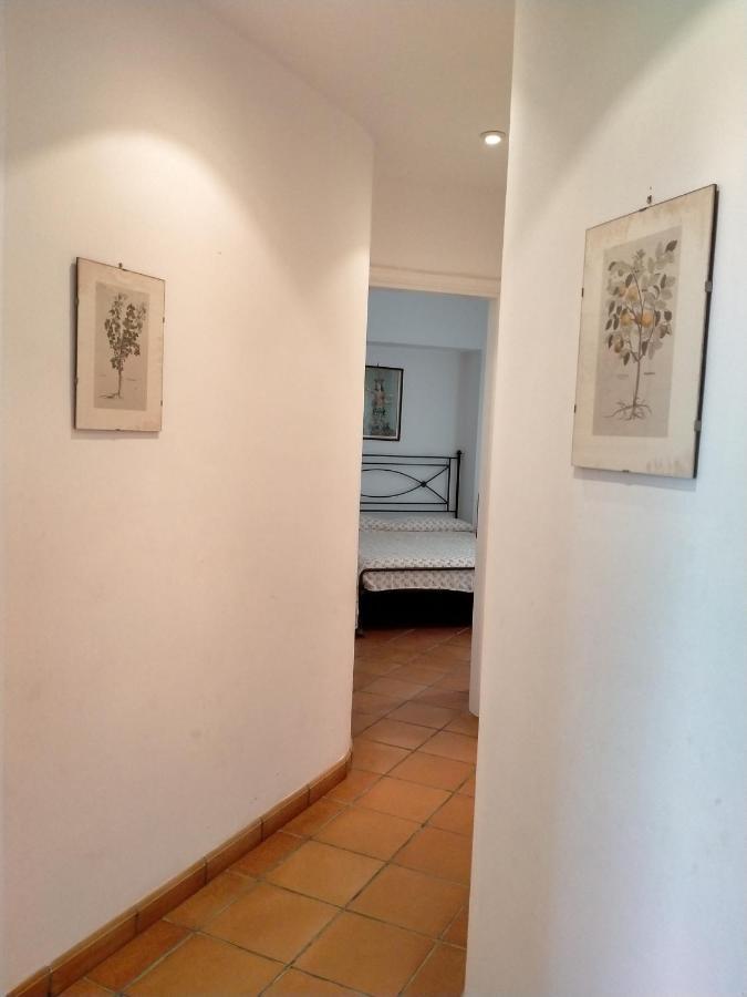 Villa Rossi โปลีญาโนอามาเร ภายนอก รูปภาพ